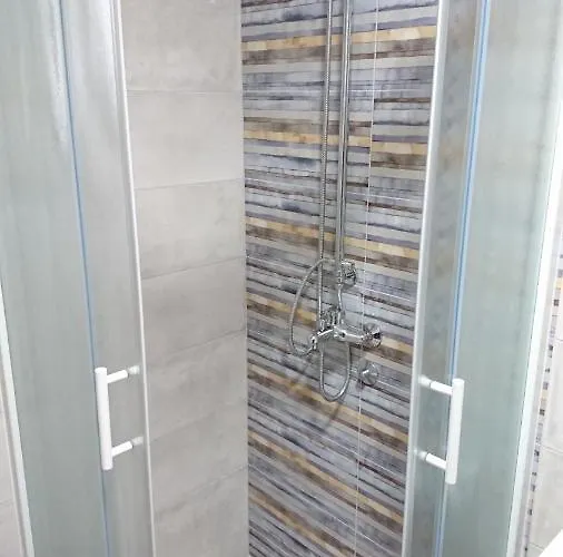 Anis 아파트 즐라티보